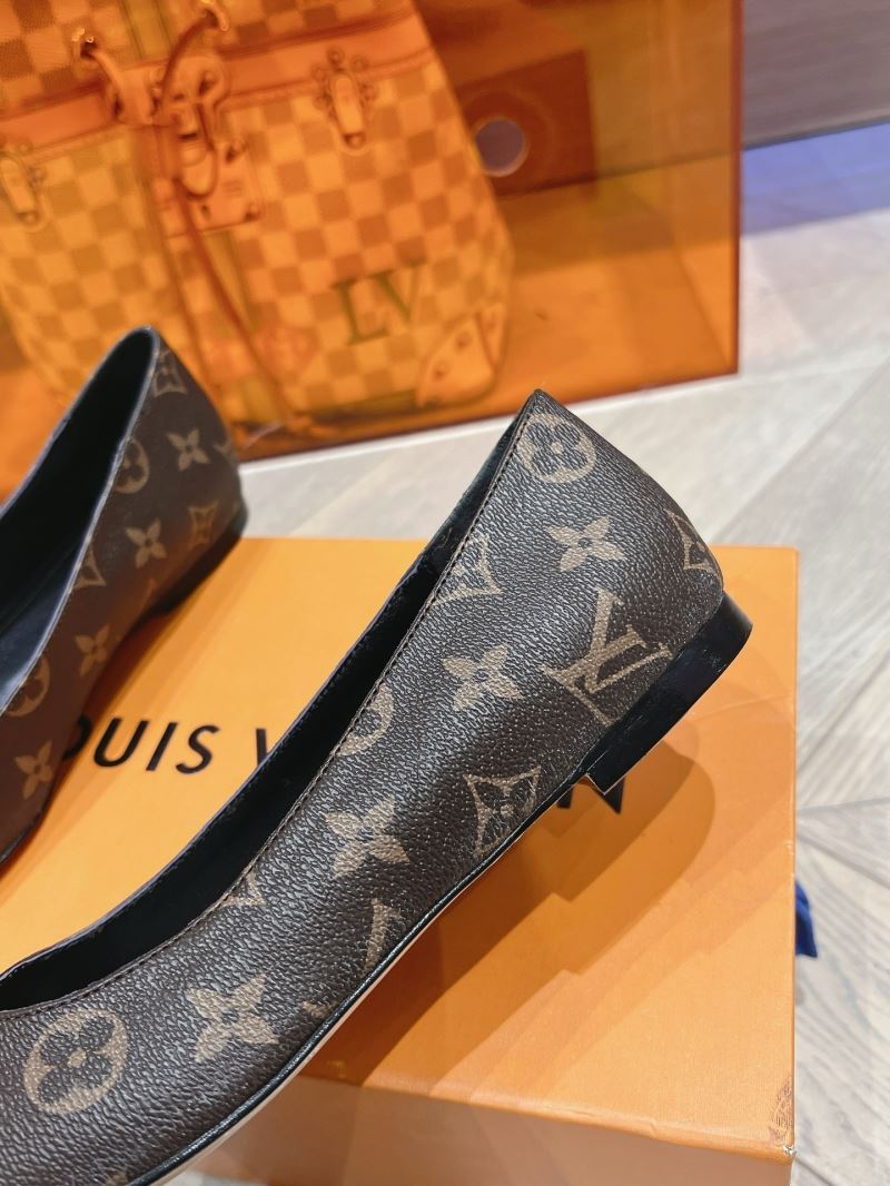 Louis Vuitton Flat Shoes